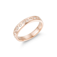 Chic Bezel Ring