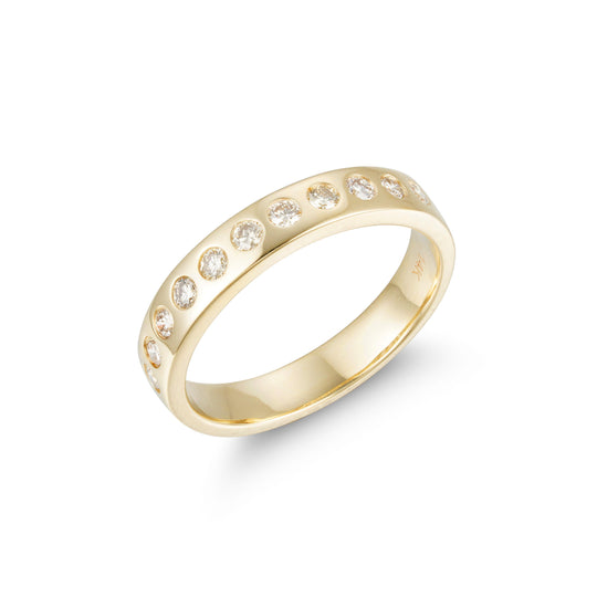 Chic Bezel Ring